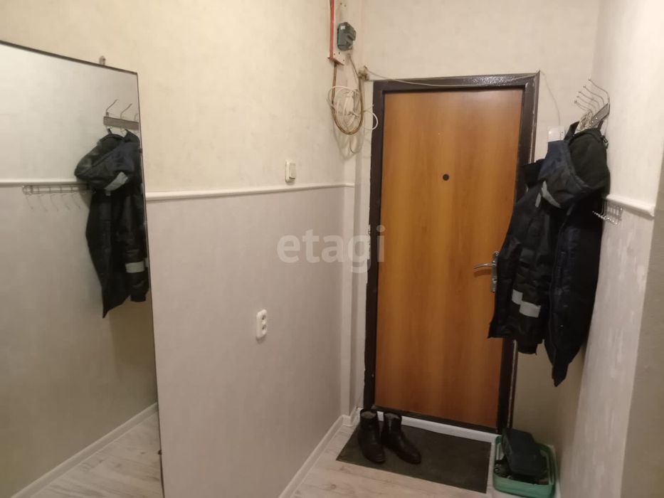 Продам 2 ком.квартиру на 8мкр