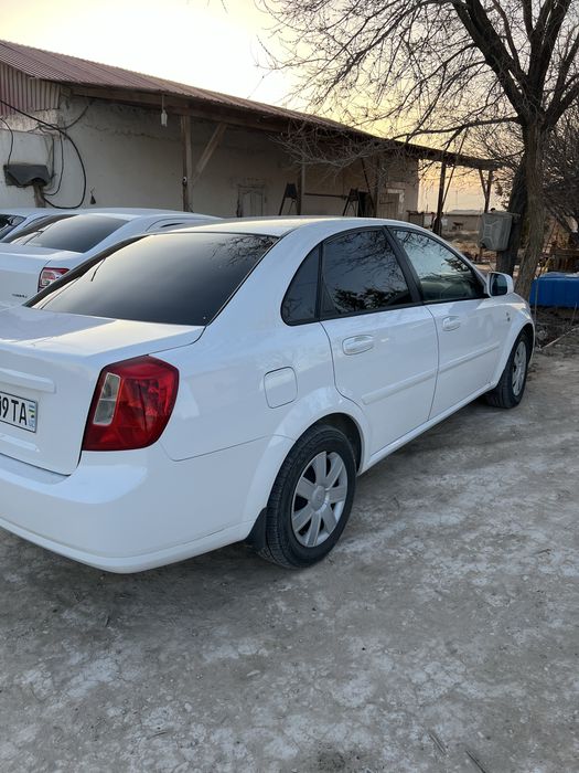 Chevrolet lasetti   Chevralet jentra