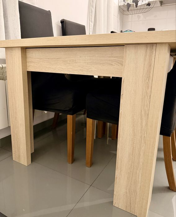 Vand masa de bucatarie extensibila in stare ff buna