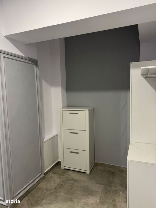 Apartament cu 2 camere, balcon și lift în Militari