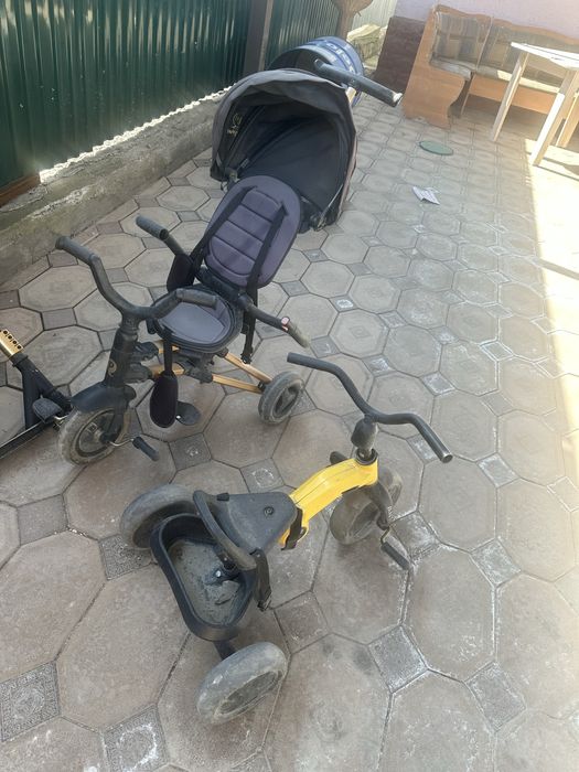 Велосипед и велоколяска