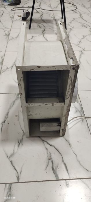 Продается Вытяжка 220в