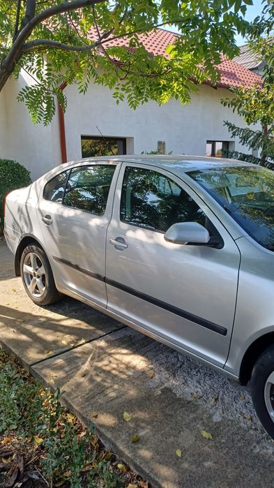 Vând skoda octavia
