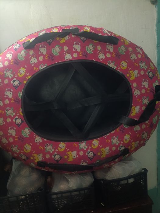 Продам ватрушку 2-х местная 15000