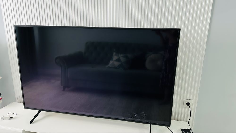 Продам на запчасти телевизор