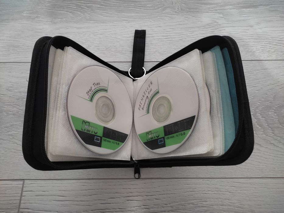 Чехол для компакт дисков!