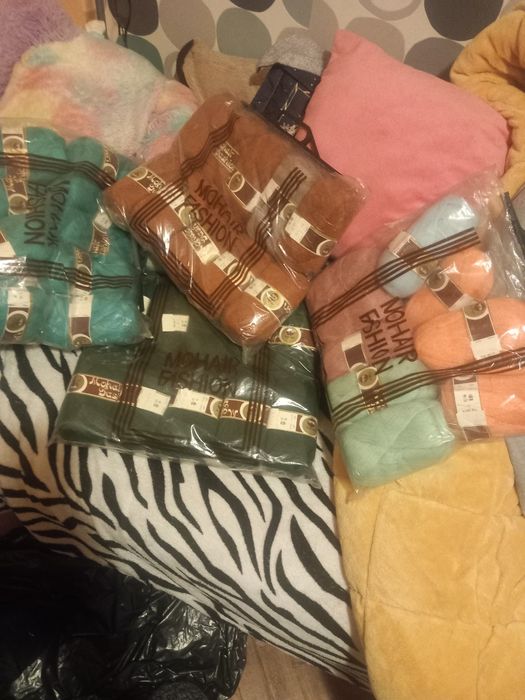 Set ate mohair de luxe nou. Cititi descrierea !.