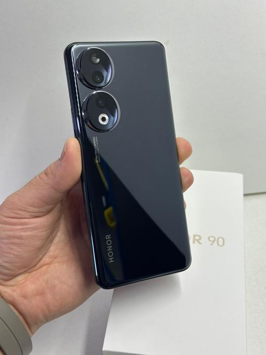 Продам Honor 90 256г 5G