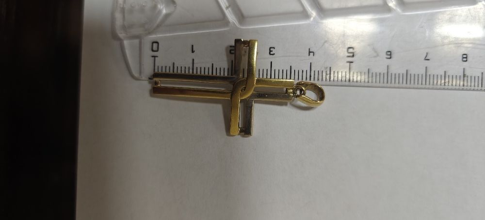 Cruce aur 18k 6.87gr (r)