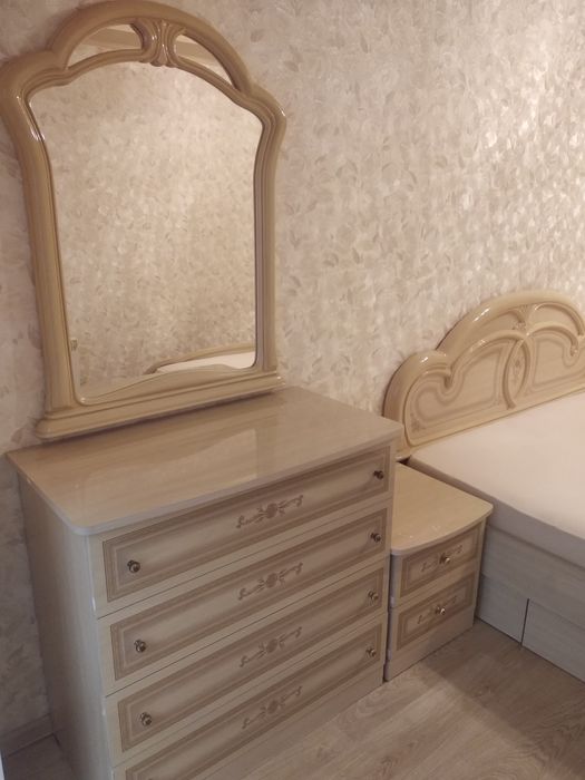 Квартира трехкомнатная