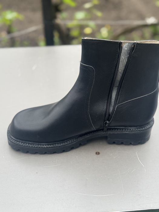 Мъкжи високи обувки от естествена кожа