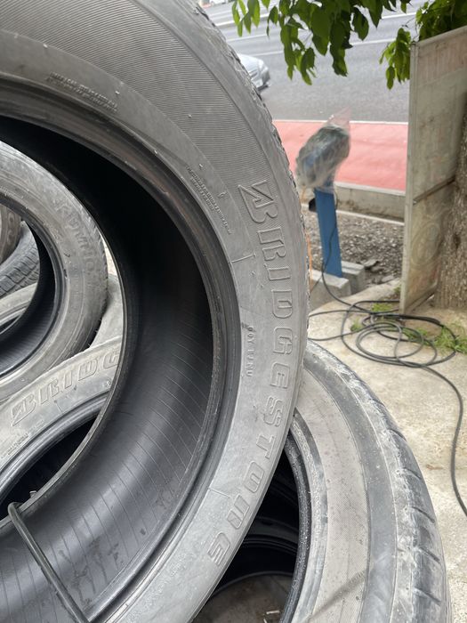 Bridgestone 275/60R20