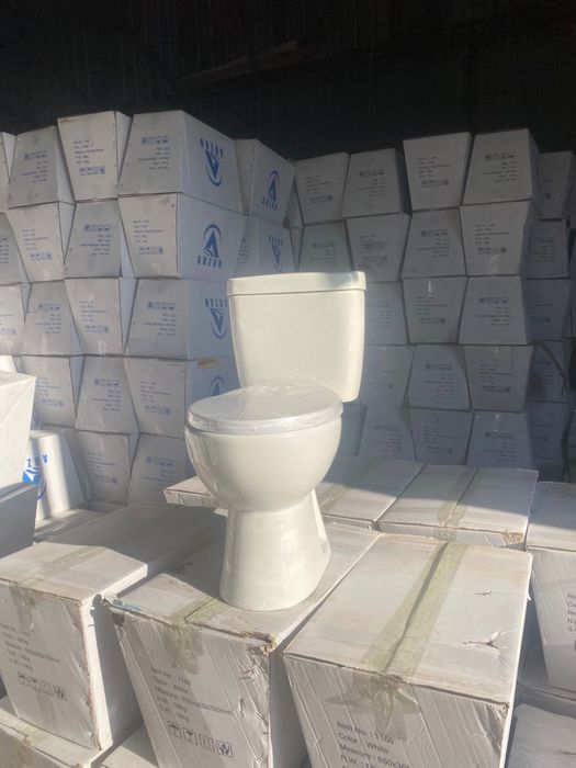 Продаётся взрослый унитаз