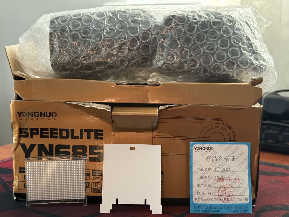 Вспышка Yongnuo Speedlite YN-685