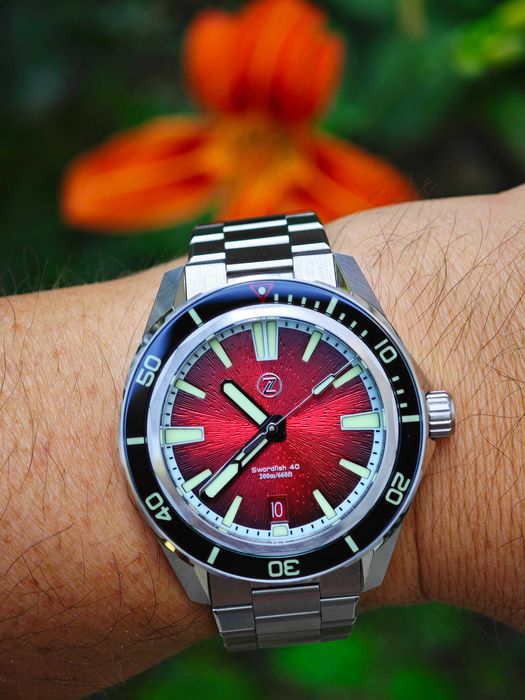 Zelos Swordfish 40mm SS 'Crimson Red'