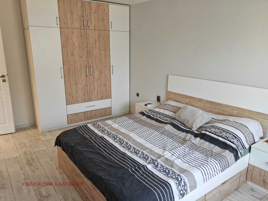 Продава се Тристаен апартамент в Русе, Център - 108 кв.м за 850 €/кв.м - Снимка #5