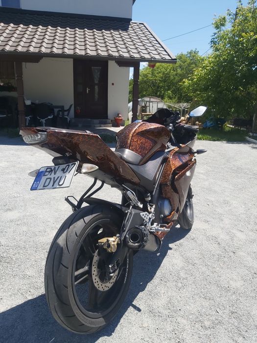 Yamaha yzf r125 A1 ,16 ani