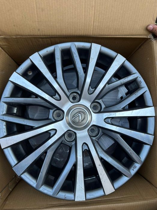 Диска Lexus 570.