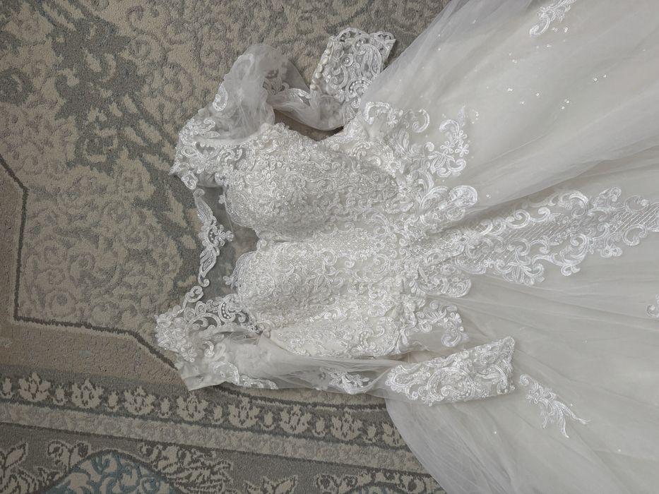 Продам свадебное платье