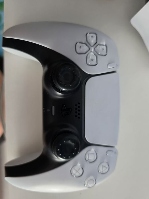 Продам Playstation 5