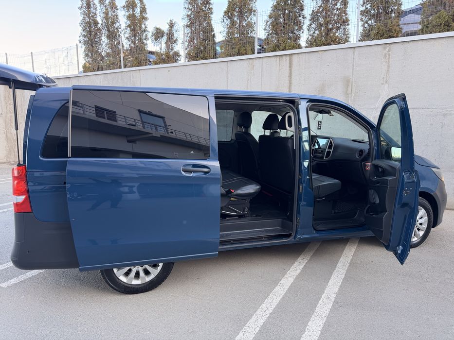 Inchiriez Microbuz 8+1 Mercedes-Benz Vito pentru vacante