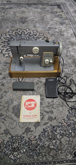 Швейная машинка Чайка 132М