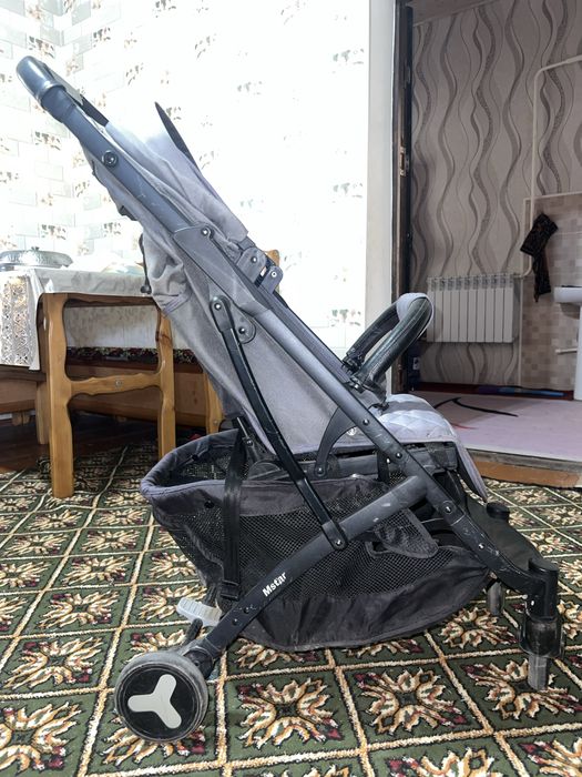 Коляска жиналады колай машынга салып журседа болабереди