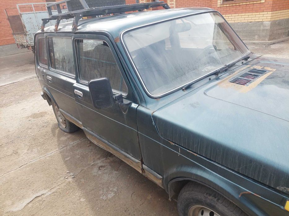 Нива 5 есік  500 000 тенге