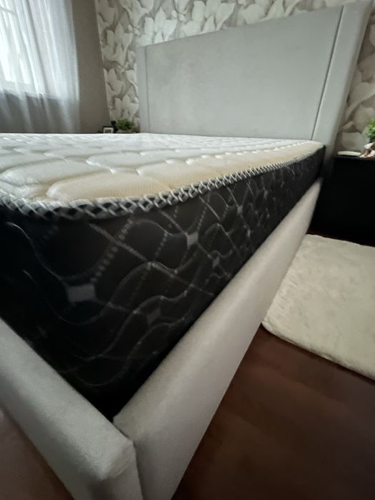 Матрас для двуспальной кровати