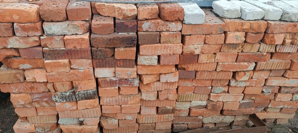 Продам кирпич красный