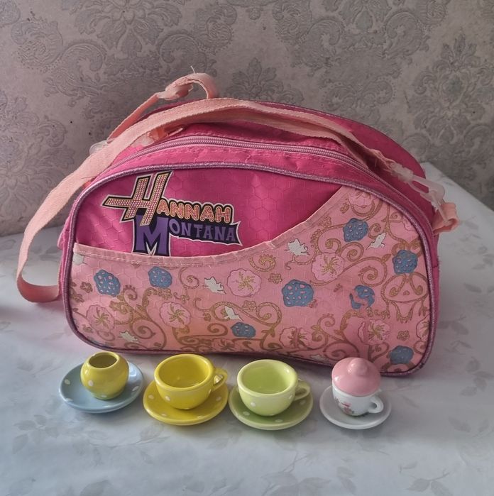 Продается детские игрушки в отличном  состоянии