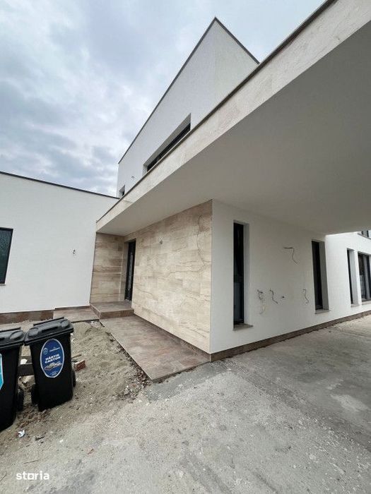 Casa Noua Semifinisata in Someseni, 700mp teren