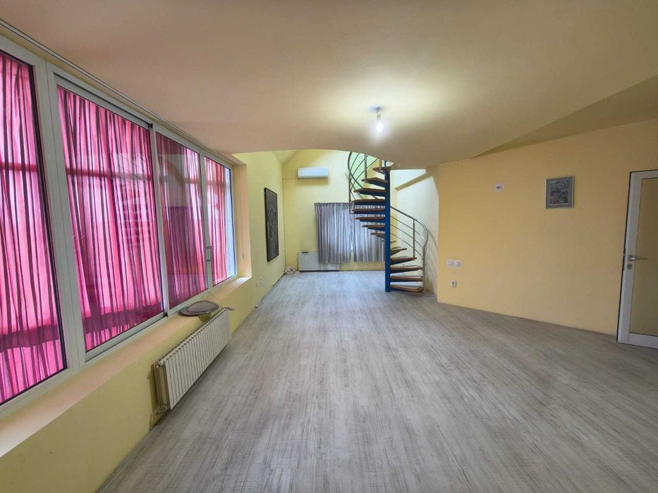 casa si teren de vanzare