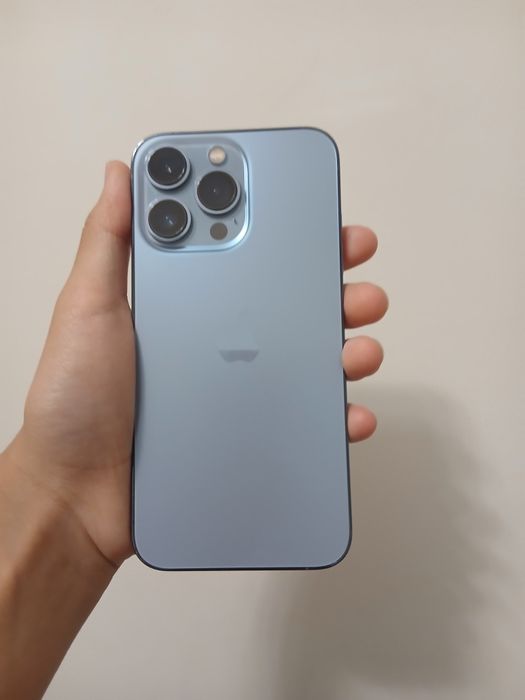 Iphone 13 pro Sierra Blue