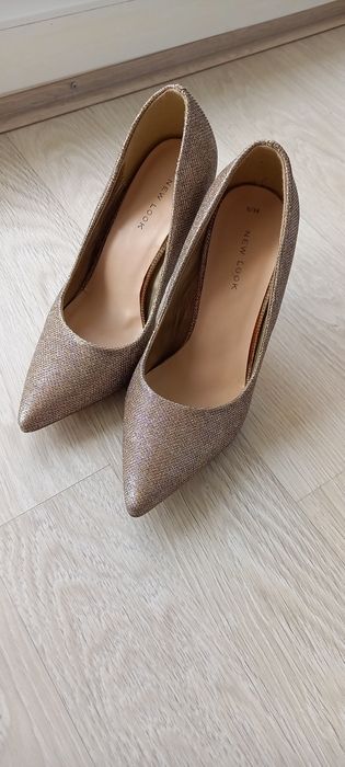 Pantofi cu toc Nr 38 New Look