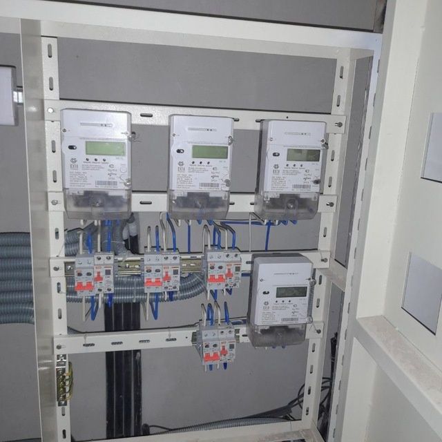 Электромонтажные работы с опытом более 10 лет