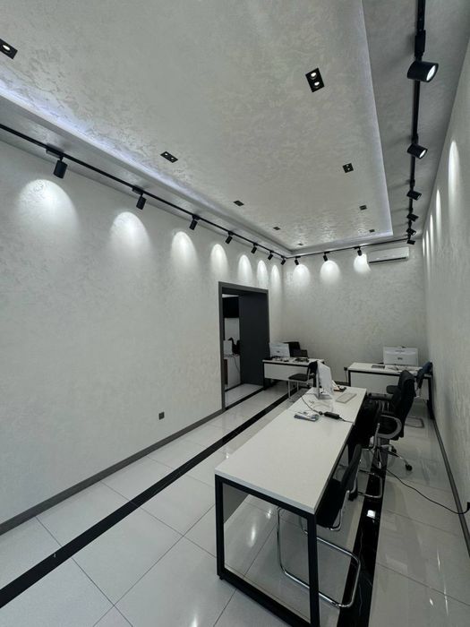 Ул нукусская бывший бутик Гламур 95м²