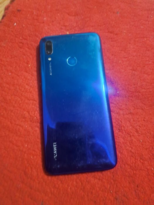 Huawei Y7 2019 года
