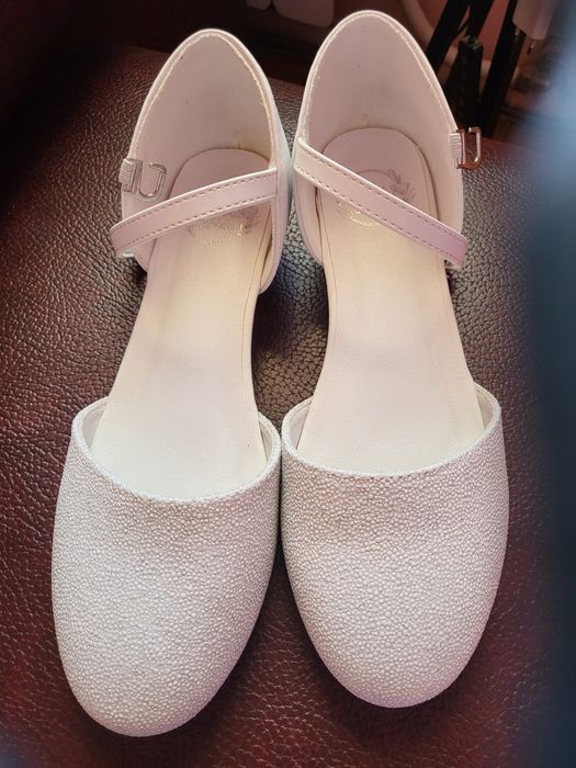 Шаферска Рокля Carnival kids  и обувки