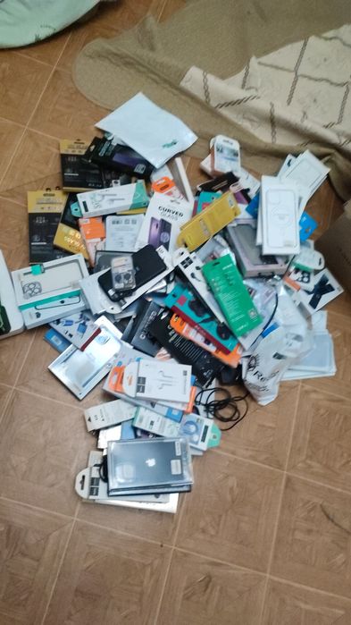 Аксессуары для айфонов