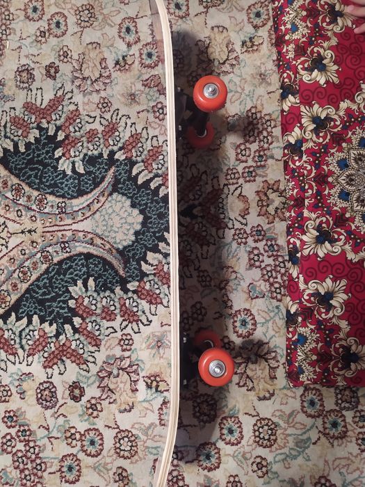 Skeydbord sotiladi holati yangi