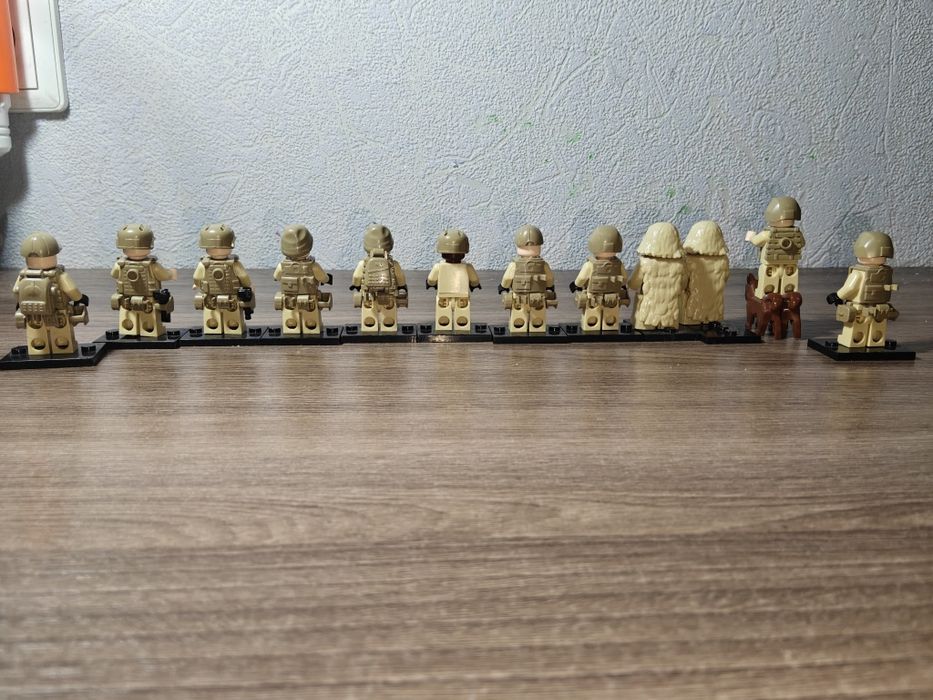 Оружие и минифигурки лего