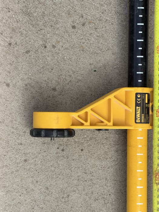 DEWALT Tija telescopica 2,2m