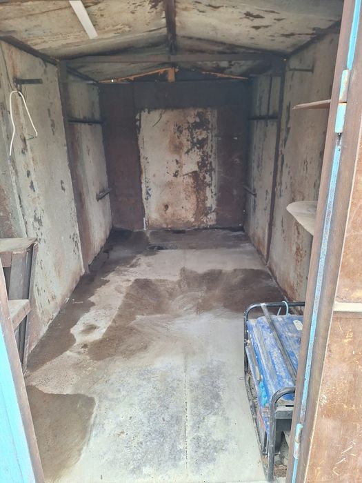 Продам вагончик металлический