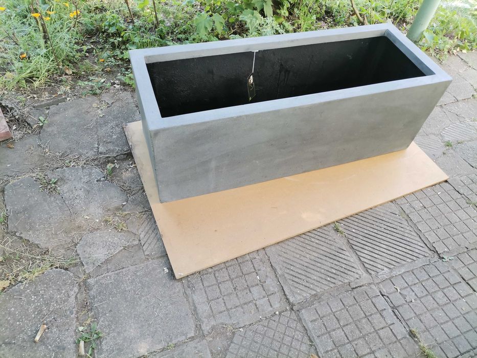 Дизайнерска саксия JUMBO JORT сива