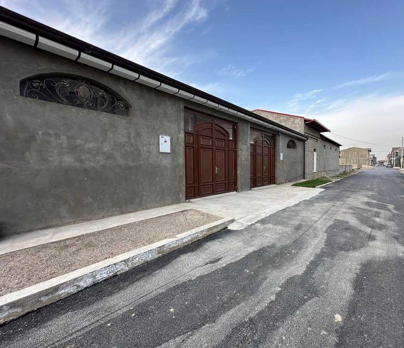 Сергели Хонабодда Ўзимни 2.5 сотокли уйимни сотаман.