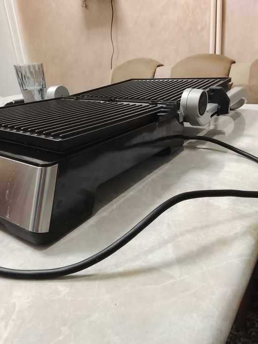 Контактен грил PHILIPS HD6301/90