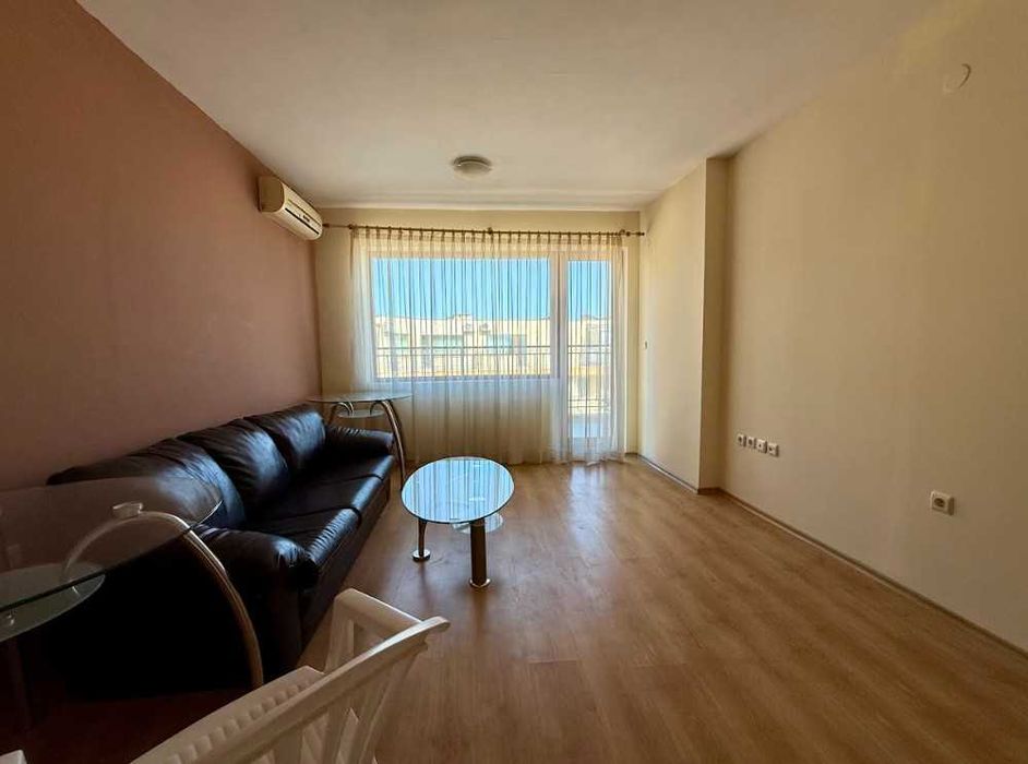 Продава се Двустаен апартамент в к.к. Слънчев бряг - 67 кв.м за 682 €/кв.м - Снимка #2