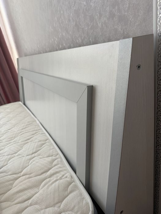 Продам кровать 140 на 200 м без матраса