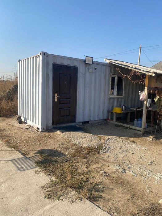 Утепленный контейнер бытовка